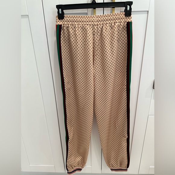 Gucci GG Supreme Joggers - Picture 2 of 9